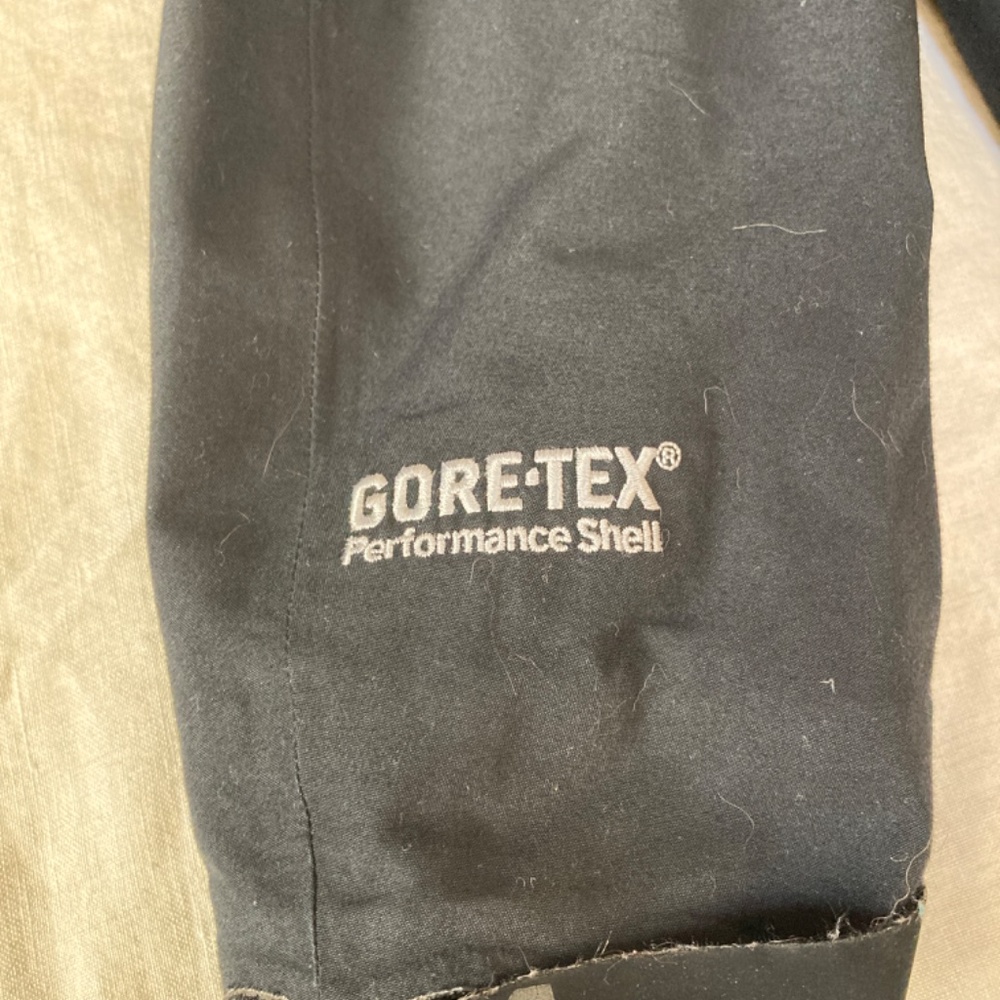 Mountain Hard Wear- Gortex Performance Shell - image 2